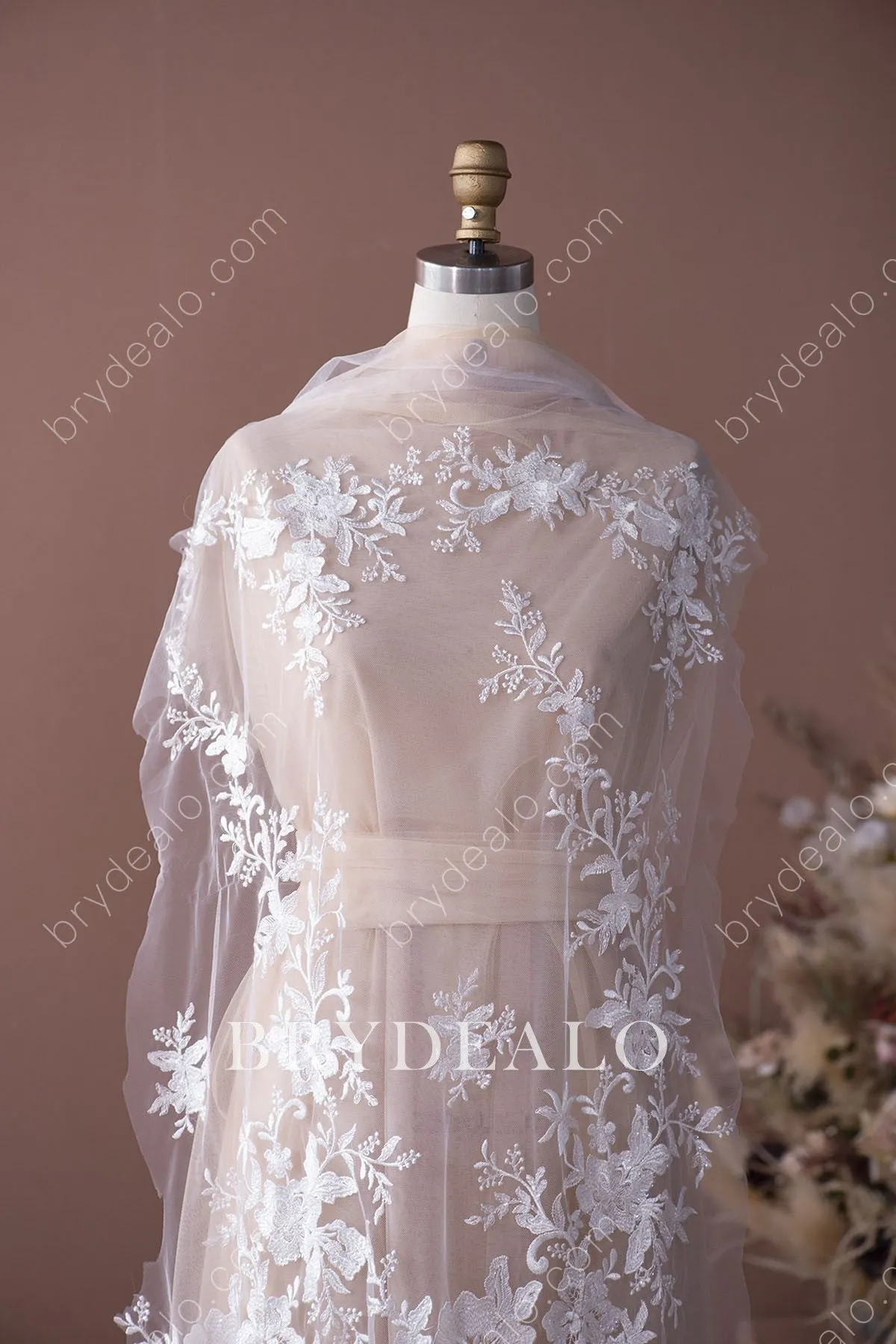 Designer Glitter Big Flower Bridal Lace Fabric for Dresses
