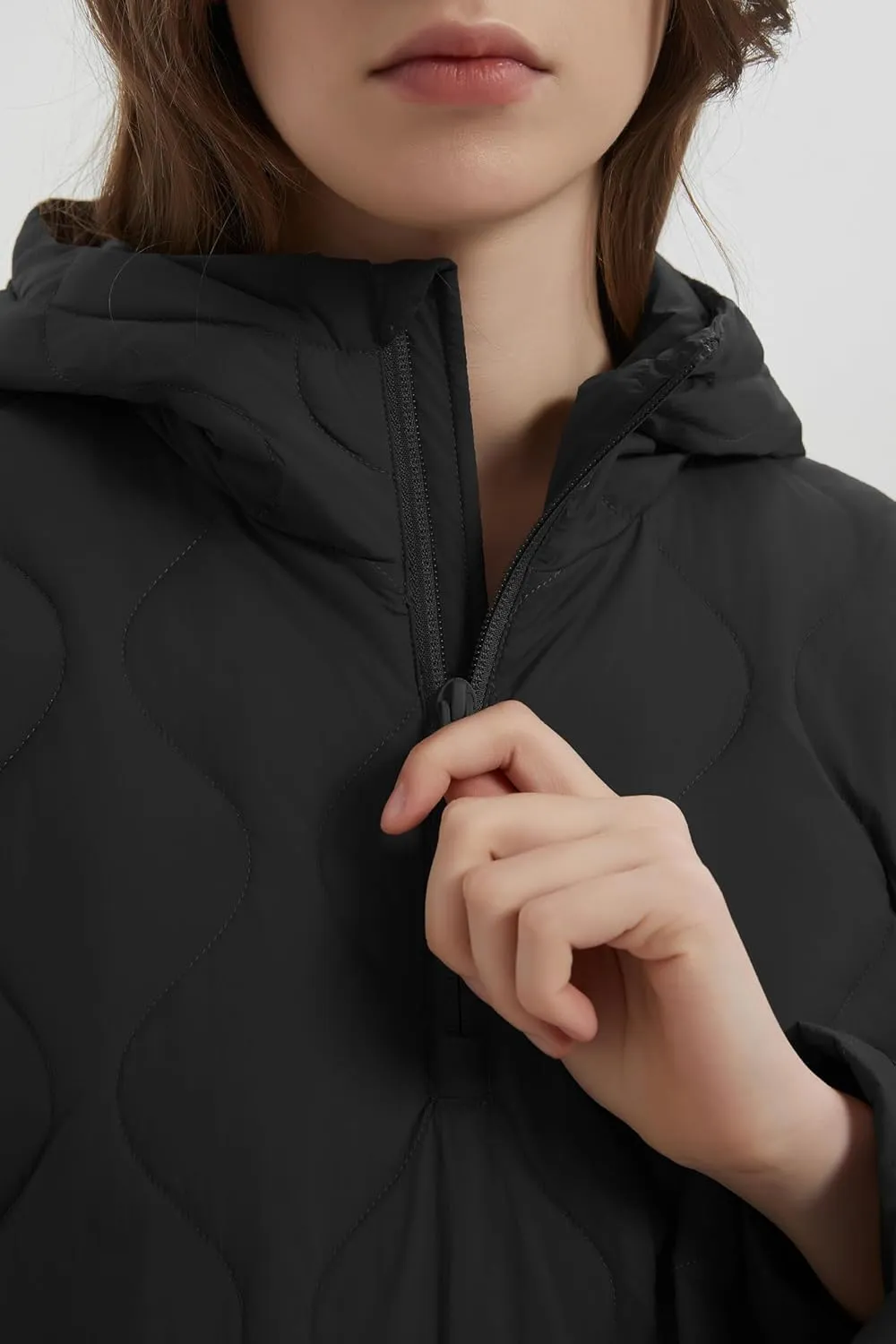 Orolay Women's Quilted Puffer Jacket Half Zip Water Repellent Pullover Winter Warm Hoodies Coat with Pockets