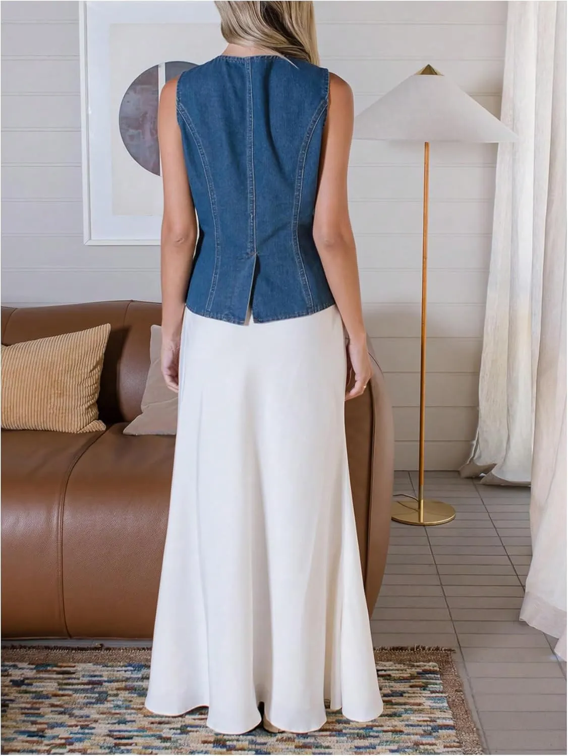 SweatyRocks Women's Denim Vest Button Down Jean Tank Top Sleeveless Crewneck Split Tops