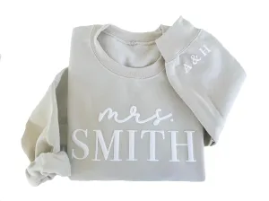 Up2ournecksinfabric - Bride Sweatshirt - Mrs Sweatshirt - Custom Sweatshirt - Honeymoon Outfit - Wedding Gift - Bride Crewneck - Miss to Mrs